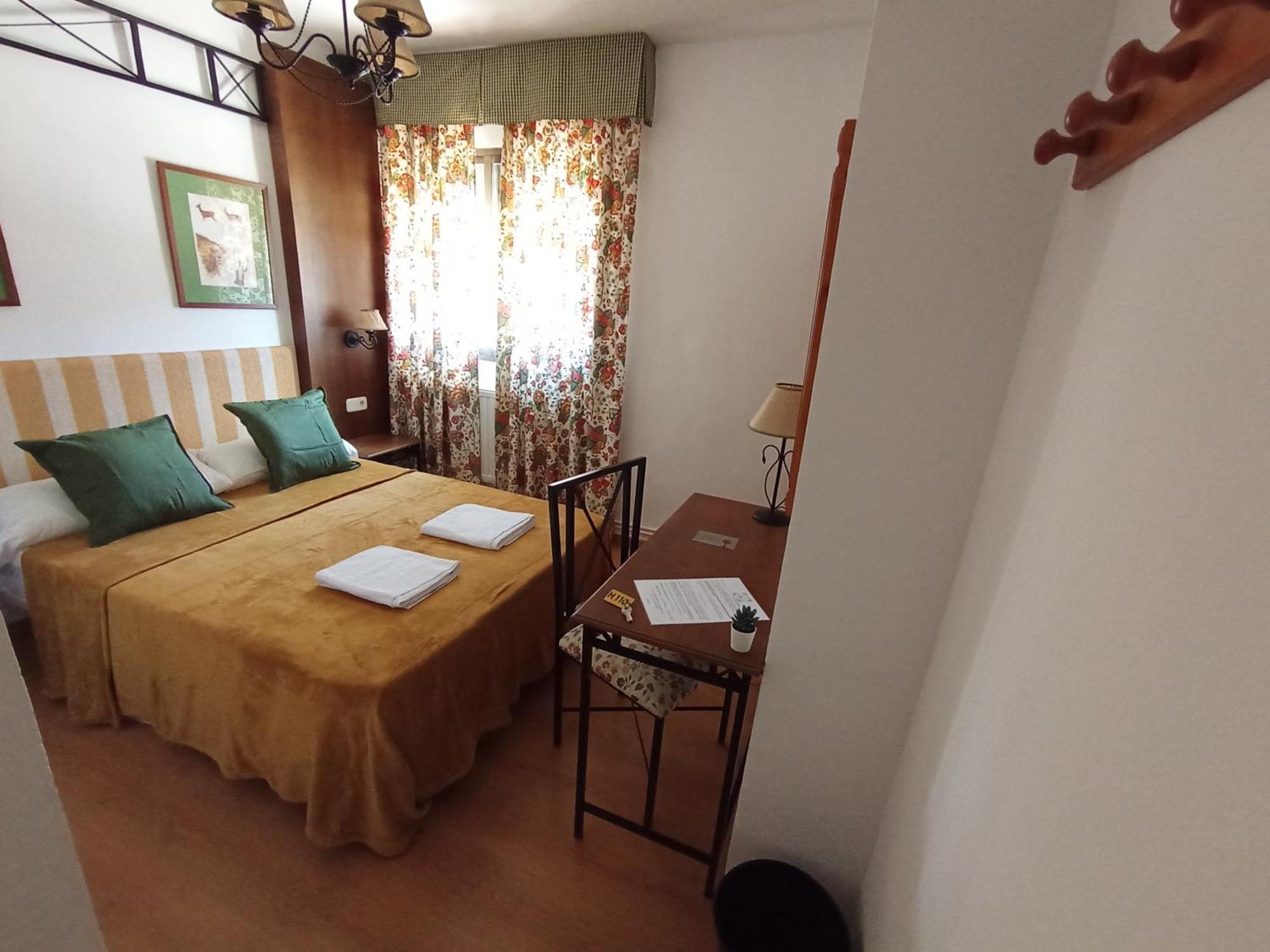 Hostal Rural Alto Tajo Poveda Poveda de la Sierra Buitenkant foto