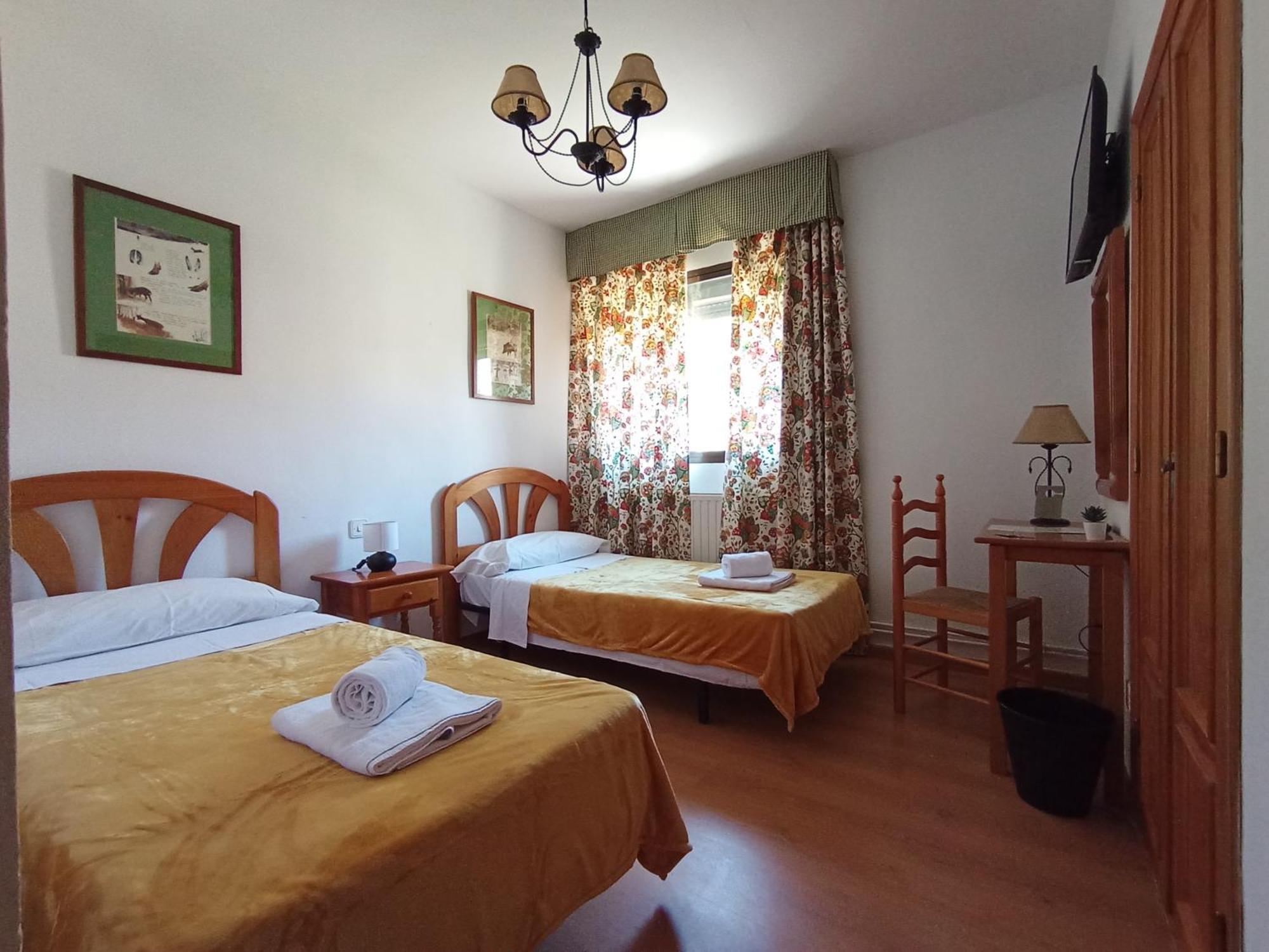 Hostal Rural Alto Tajo Poveda Poveda de la Sierra Buitenkant foto