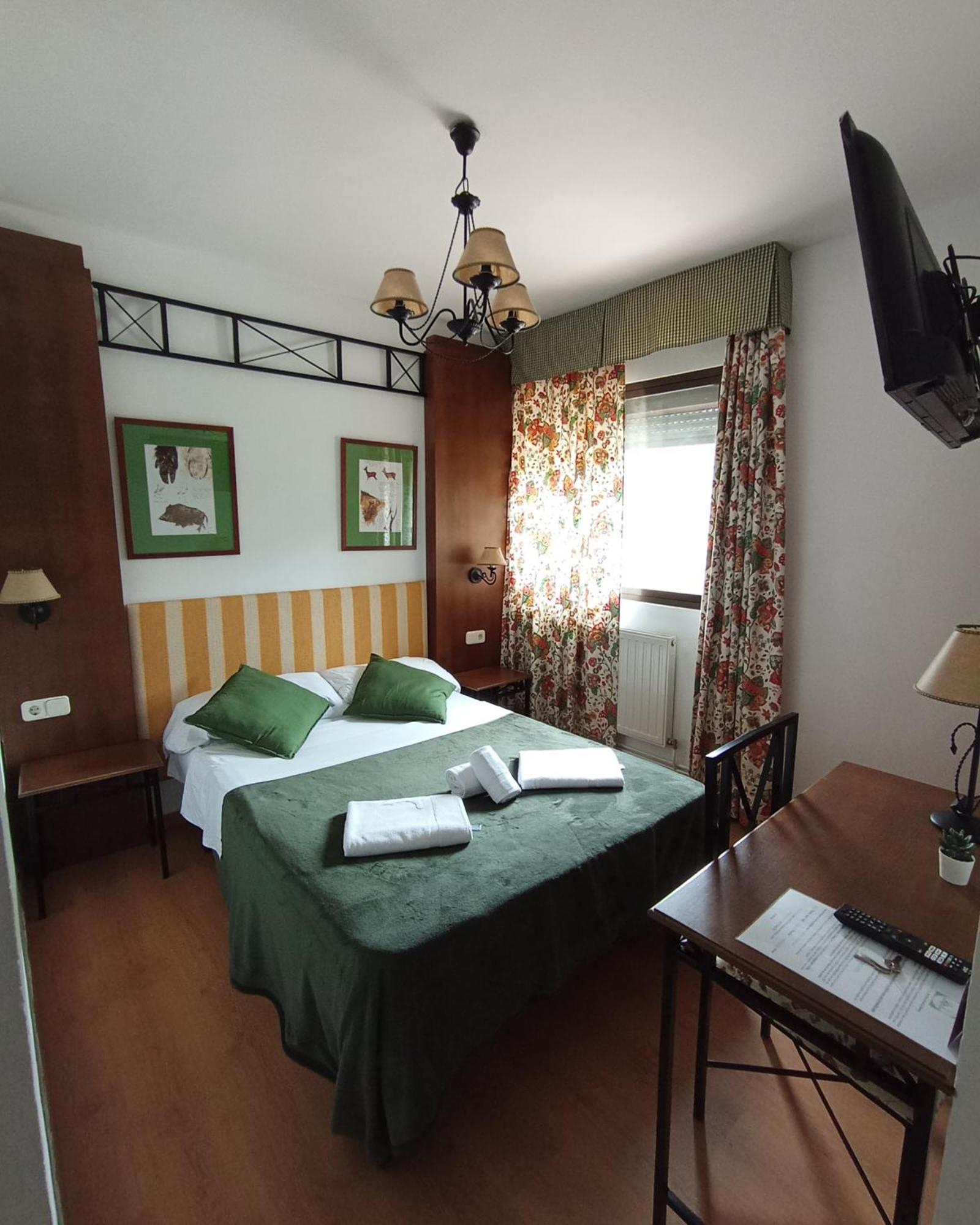 Hostal Rural Alto Tajo Poveda Poveda de la Sierra Buitenkant foto