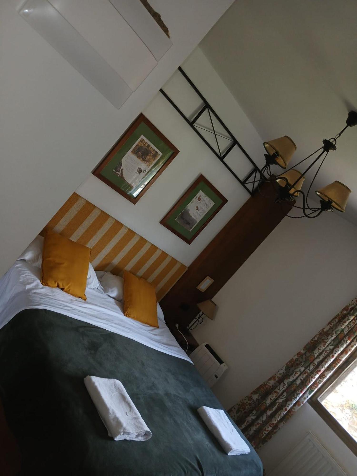 Hostal Rural Alto Tajo Poveda Poveda de la Sierra Buitenkant foto